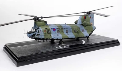 Forces of Valor 1:72 RAF Boeing-Vertol HC.Mk 1 Chinook Helicopter, FOV821004C2 - Image 1 of 4