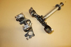 YAMAHA DT80 DT50 DT LC 17W Juego de abrazaderas de yugos de horquilla - Imagen 1 de 7