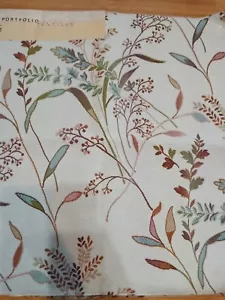PORTFOLIO TEXTILES HAITI PATTERN COTTON FABRIC REMNANT FLORAL PATTERN 25" X 25" - Picture 1 of 5