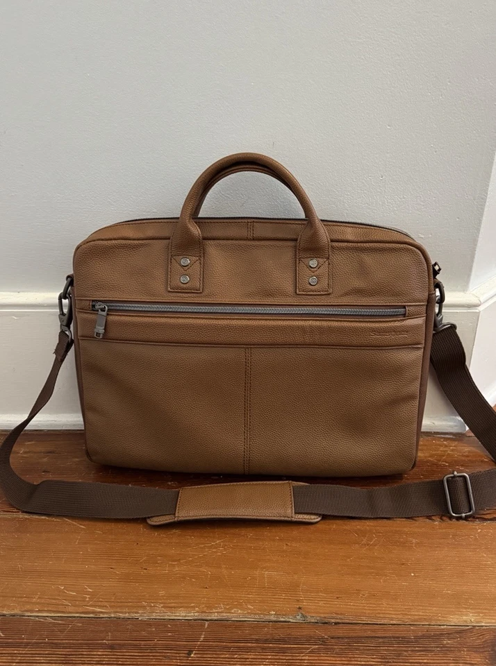 Nuevo Samsonite Clásico Cuero Calzoncillo Delgado, Marrón, Talla Única Estuche para Laptop Foto 1 de 4