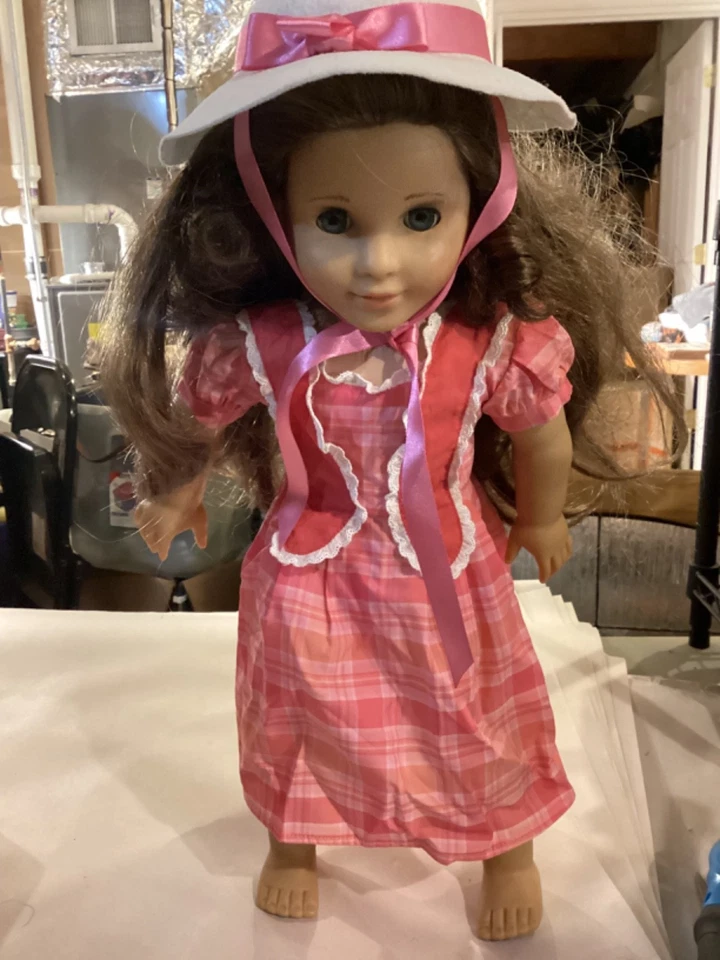 Muñeca American Girl Marie-Grace Gardner In Meet Outfit retirada 2011, 18"" Foto 1 de 4