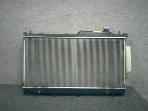 SUBARU Forester 2015 DBA-SJ5 Radiator 45111SG000 [Used] [PA100435216] - Picture 1 of 4