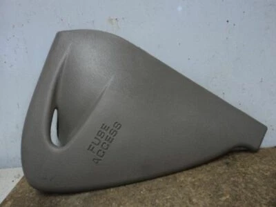 03 CUBIERTA CAJA FUSIBLES DERECHA ALERO - MARRÓN CLARO Foto 1 de 2