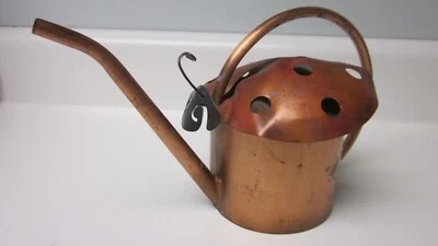 Lata de riego vintage de cobre Lady Bug Foto 1 de 4