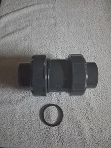 True Union 1-1/2” Ball Check Valve PVC-U Sch 80 - Picture 1 of 4