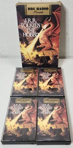 BBC Radio Presents The Hobbit by J. R. R. Tolkien 1997 Audio Book on 4 Cassettes - Foto 1 di 3