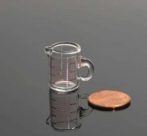 1:6 Dollhouse Miniature Measurement Cup D15 - Picture 1 of 1