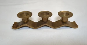 Vintage Messing gewellt Squiggly Midcentury Modern Dreifachöffnung Kerzenhalter Patina - Bild 1 von 11