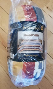 *NEW* Pendleton Sherpa Soft Fleece Saltillo Stripe Blanket Queen Size Q - Picture 1 of 8
