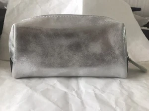 Bolsa de Maquillaje Gatineau Nueva - Imagen 1 de 2