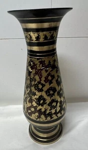 Nakkashi Work? Brass Made Etched Flower Vase Red Black Indian Home Decor - Picture 1 of 8