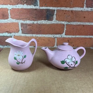 Taubenschmiede Keramik rosa Hartriegel 1 Tasse Teekanne und kleine Milchkännchen - Bild 1 von 12