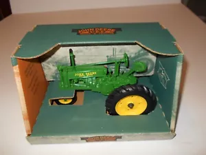 Vintage 1996 Ertl 1:16th Scale John Deere 1937 Model B Tractor, #5904, NIB - Picture 1 of 20