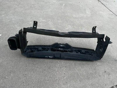 2012-2016 BMW 320I F30 F31 2.0L FRONT RADIATOR UPPER AIR DUCT OEM - Image 1 of 4