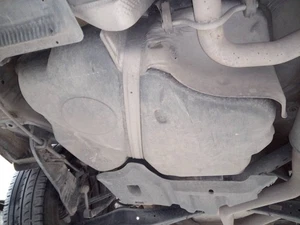 TREIBSTOFFTANK / 2245141 FÜR VOLKSWAGEN GOLF VI 5K1 RABBIT BLUEMOTION - Picture 1 of 10