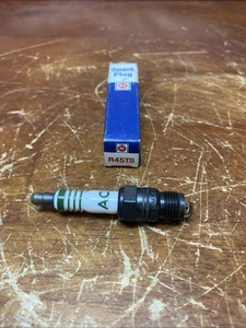Vintage NOS AC Delco Genuine GM Spark Plug R45TS Made In USA - Picture 1 of 15