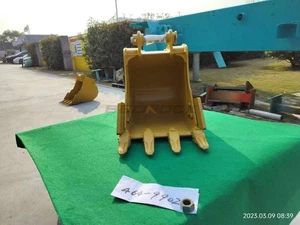 18in Heavy Duty Excavator Bucket fits CAT 303.5/E/E2,304/E2,304.5E Excavator - Picture 1 of 4