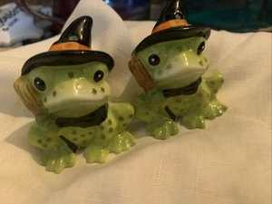 Cracker Barrel Halloween Hexe Frosch Salz & Pfefferstreuer Set 2025* - Bild 1 von 3