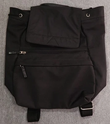 Mochila Eddie Bauer negra con cordón con solapa 12"X14"X5" Foto 1 de 4