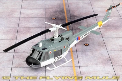 Easy Model 1:72 UH-1F Huey RNLN 7th Sqn #228 - Image 1 of 4