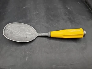 VINTAGE Japan Ice Cream Gelato Scoop Yellow Handle - Picture 1 of 8