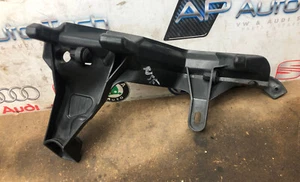 Front Left Bumper Mounting Bracket - 7L5807889 - Porsche Cayenne S 957 3.0D 2009 - Picture 1 of 3