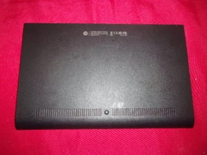 HP PROBOOK 4340S trappe sous pc - Photo 1 sur 1