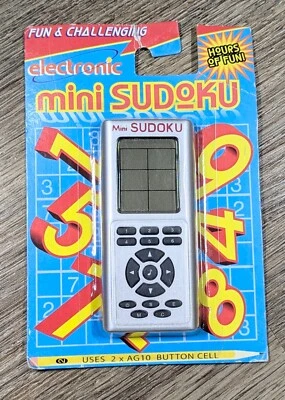 Mini juego electrónico Soduku, en paquete Foto 1 de 4