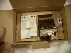 Nuevo Eaton XTPAXTPCB Herramienta Menos Enchufe Kits de Conexión TIPO PKZM0-XDM12 #83 - Imagen 1 de 8