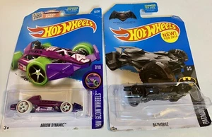 Hot Wheels (Batmobile & Joker Style Glow Car) 2016 Justice League New - Picture 1 of 3