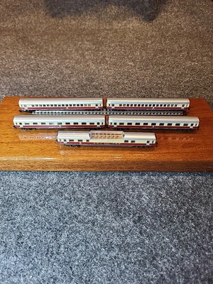 5 Marklin Z Mini Club 8734/8735/ 8738 Set Of  Deutsche Bahn Passenger Cars TEE - Image 1 of 4