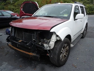 2005-2012 Nissan Pathfinder Transfer Case Auto Trans OEM - Image 1 of 2