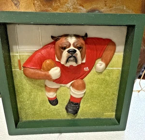 Robert Harrop Doggie People BULLDOG RUGBY PLAYER ~ Collectors Plaque (Welsh) - Picture 1 of 9