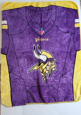 Minnesota Vikings Prestige 60" x 48" Royal Plush Blanket by Northwest Cover