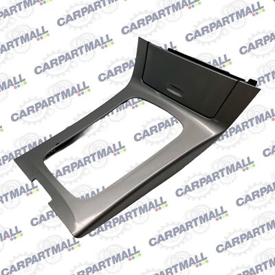 07 08 09 Saturn Aura Center Console Shifter Shift Trim Bezel w/ Power Outlet OEM Foto 1 de 4