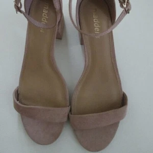 Madden Isabel Buckle Open Toe Suede Beige Block Heel Pumps 8 1/2 W" - Picture 1 of 7