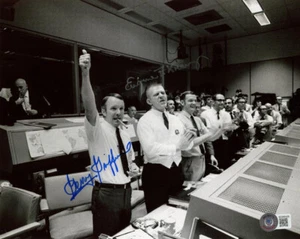 GERRY GRIFFIN GENE KRANZ SIGNED 8X10 PHOTO FLIGHT DIRECTOR NASA RARE BECKETT BAS - Picture 1 of 2