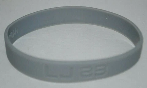 LeBron James King 23 Nike nba bracelet Used Cover
