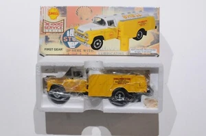 FIRST GEAR 1958 GMC 300 TANKER TRUCK SHELL OIL SCALE 1:34 DIECAST 19-3027 NEW - Picture 1 of 4
