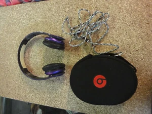Beats by Dr. Dre SOLO HD headband headphones w/cable and case purple working - Picture 1 of 6