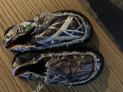 Sanuk Kids Camo Canvas Shoes Size 13 - Image 1 of 4