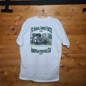 T-shirt vintage "First Annual Armed Forces American Heritage Day 1997" taglia XL - Foto 1 di 5