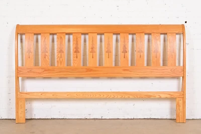 Cabecero Studio Crafted Rústico Lodge con incrustaciones de pino tamaño king Foto 1 de 4