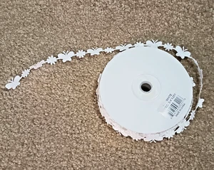 25 Yards White Butterfly and Flower Trimming Motif Satin Lace Ribbon Applique - Picture 1 of 4