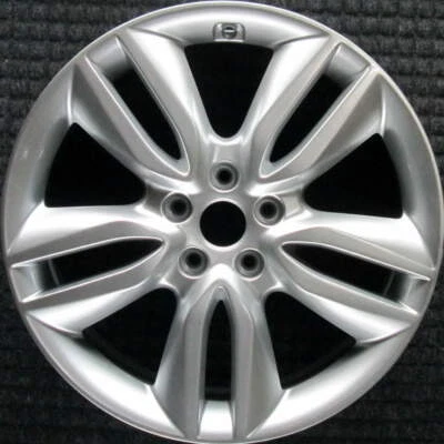 Hyundai Santa Fe Hyper Silver 19 inch OEM Wheel 2013 to 2016 - Image 1 of 3