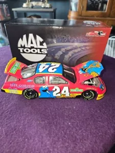 JEFF GORDON #24 FOUNDATION/SESAME STREET '02 MONTE CARLO/ MAC TOOLS 1 / 1860 NEW - Picture 1 of 9