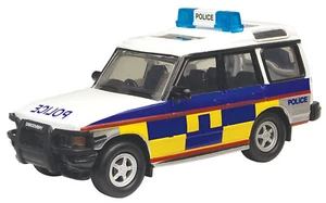 1:36 Land Rover Discovery Police Edition by Motor Max 76005 Model Car - Picture 1 of 1