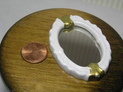Espejo grande de porcelana en miniatura para casa de muñecas blanco y dorado 2 1/4" H X 5/8" W Foto 1 de 3