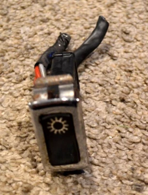 MERCEDES BENZ W108 INTERIOR DASH LIGHT LAMP SWITCH FROM A 280 SE OEM Foto 1 de 4