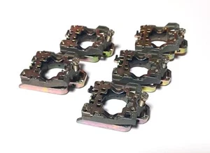 Schneider Electric ZB4BZ009 Druckknopf Kontaktblock Montagesockel (Menge 5) - Bild 1 von 3